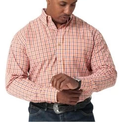 Wrangler Men's Riata Long Sleeve Button Down Shirt